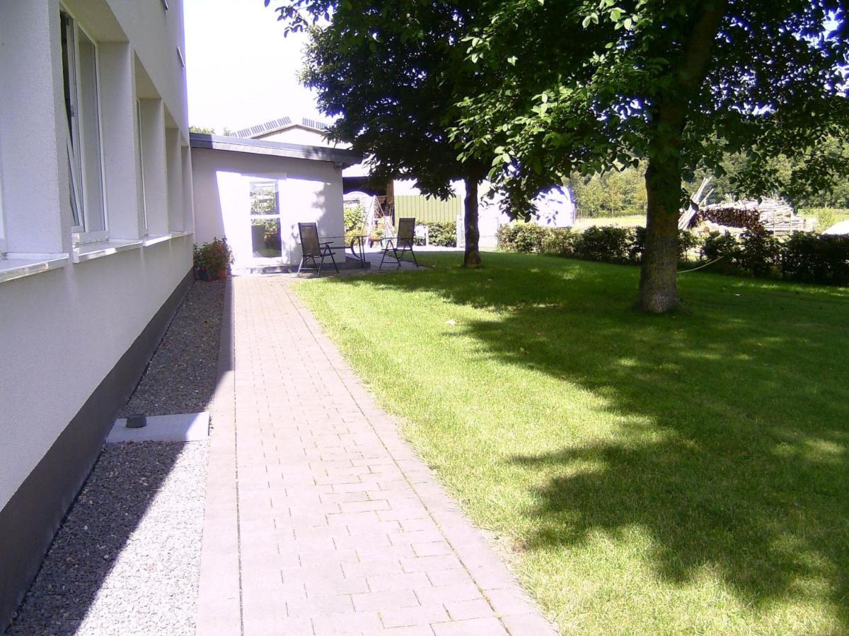 Landferien Eifel Apartamento Pittenbach Exterior foto